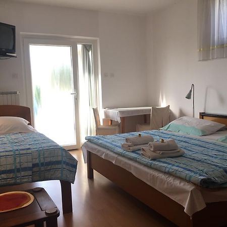 Tourist Rooms Sajovic Постойна Экстерьер фото